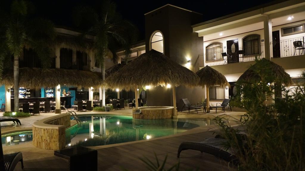 كوكو Hotel Colono Beach المظهر الخارجي الصورة